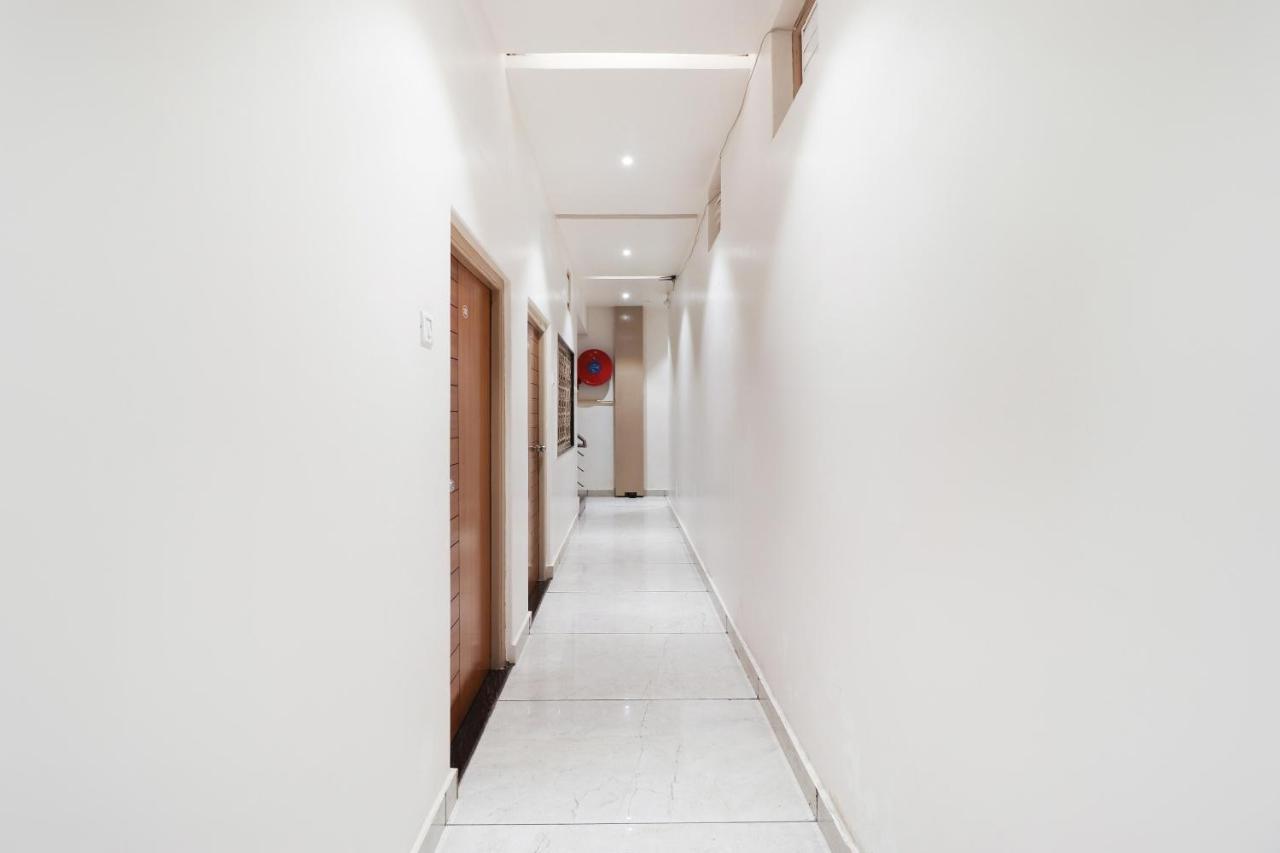 Oyo 26781 Hotel Raghupati Ayodhya Exterior photo